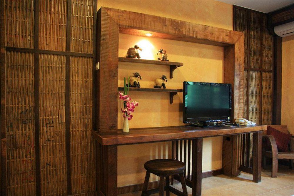 1 Nimman Gallery Hotel Chiang Mai Buitenkant foto