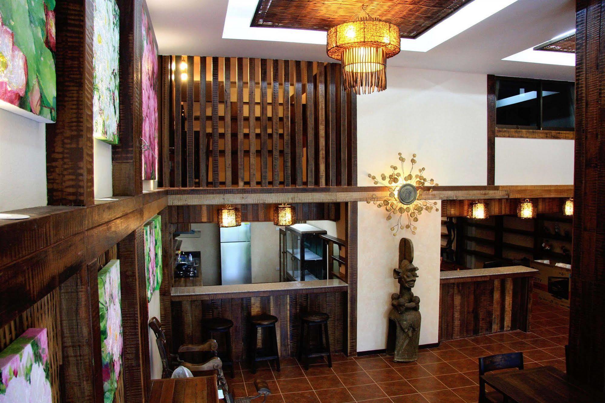1 Nimman Gallery Hotel Chiang Mai Buitenkant foto